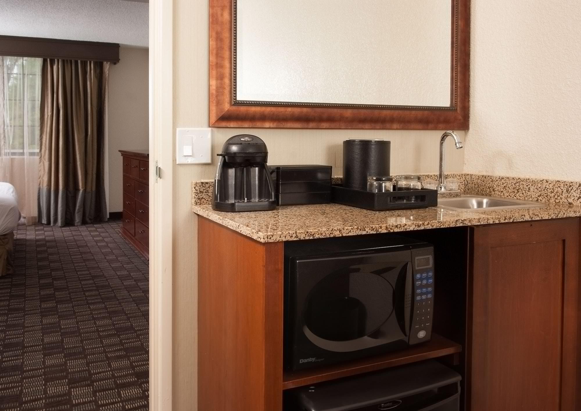 Embassy Suites By Hilton Nashville Airport Eksteriør bilde