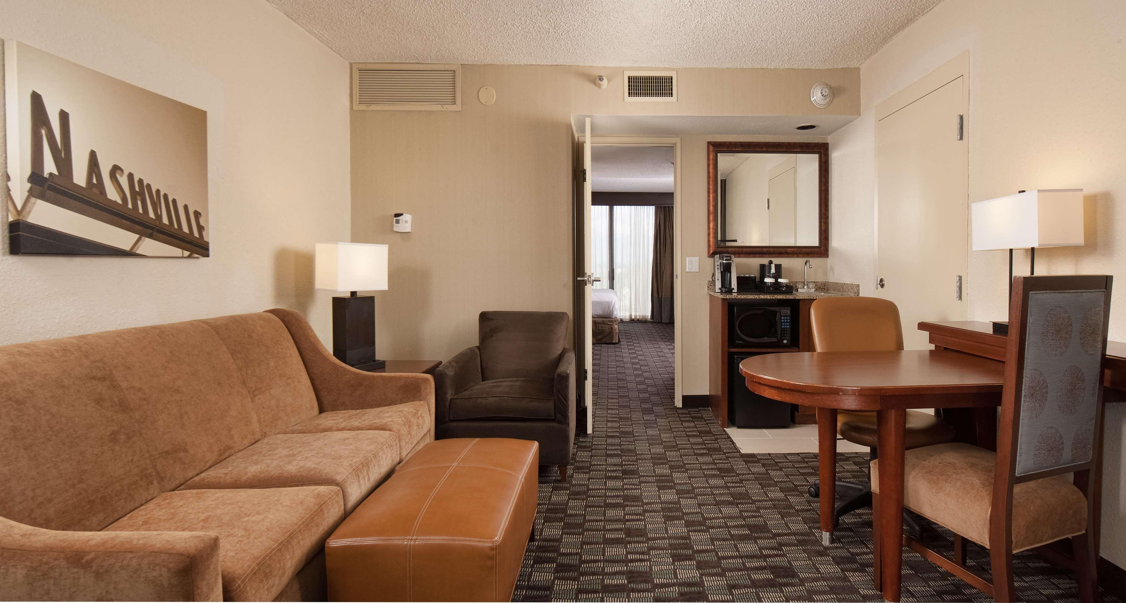 Embassy Suites By Hilton Nashville Airport Eksteriør bilde