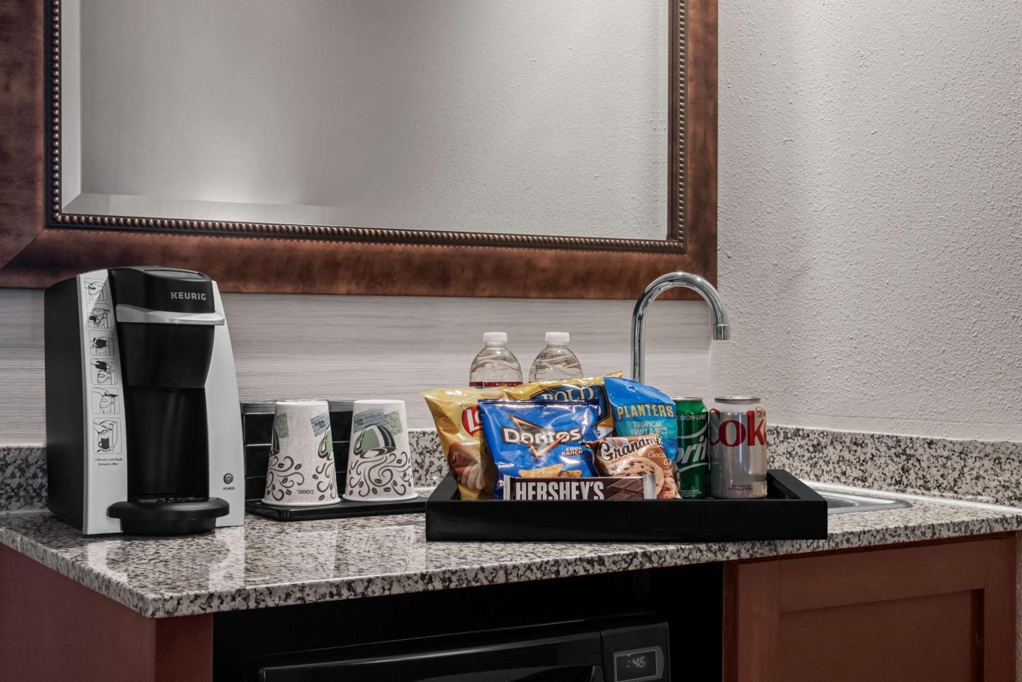 Embassy Suites By Hilton Nashville Airport Eksteriør bilde