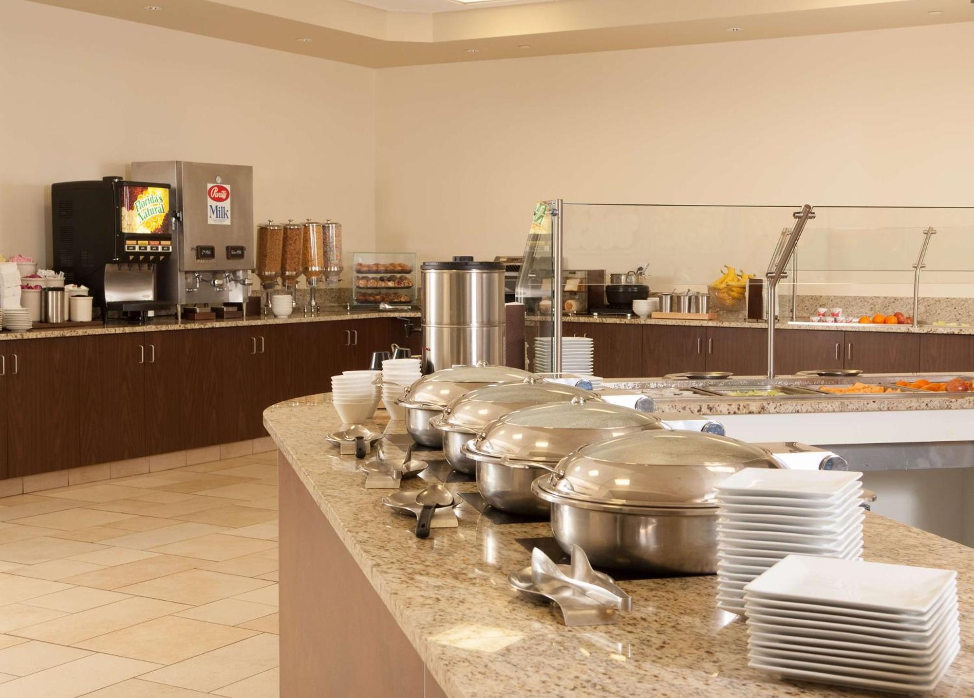 Embassy Suites By Hilton Nashville Airport Eksteriør bilde